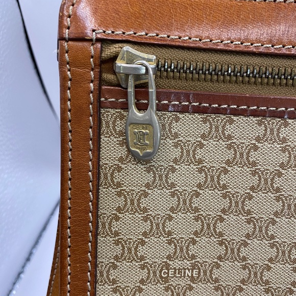 Celine Macadam clutch - Picture 5 of 12